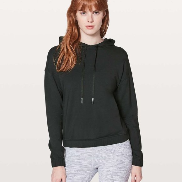 ⭐️ Host Pick ⭐️ lululemon Twisted & Tucked Pullover Black Size 8 - Picture 4 of 13
